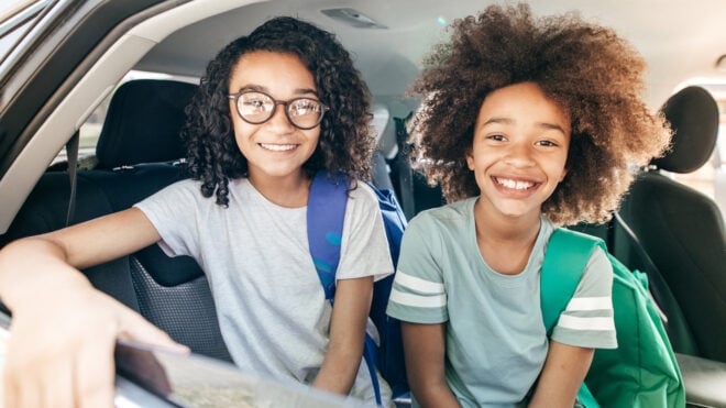 how-old-to-sit-in-front-seat-featured